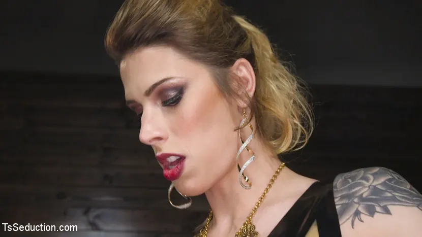Kink TS 'Tall Stunning TS Mistress Casey Kisses' starring Casey Kisses (Photo 12)