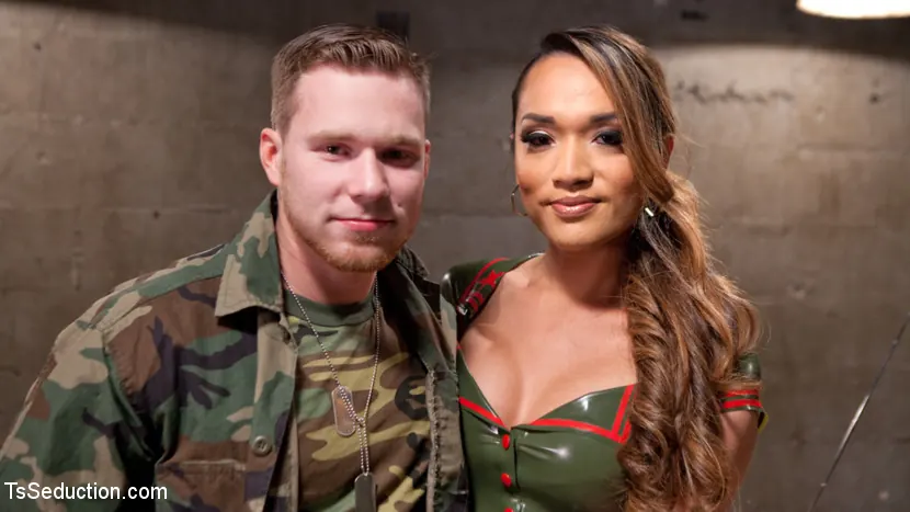 Kink TS 'Suck her delicious cock!' starring Jessica Fox (Photo 1)