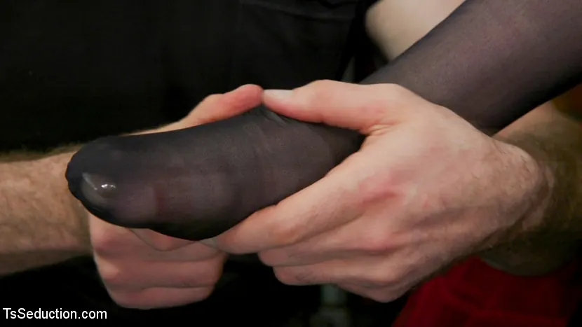 Kink TS 'Dick Deep Diva: Aubrey Kate takes advantage of Pierce Paris' starring Pierce Paris (Photo 16)